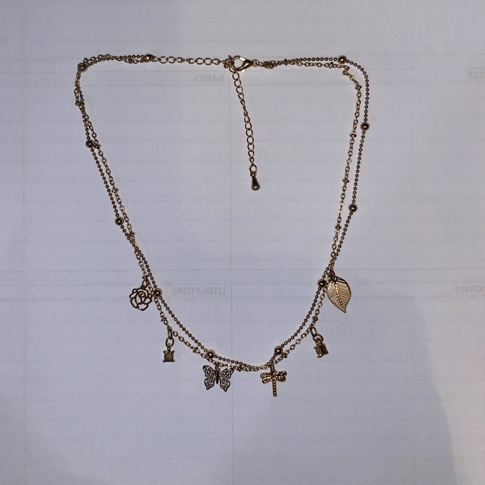 Gold choker